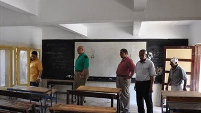إحالة عدد من مديرى المدارس والعمال للتحقيق لتراخيهم بأعمال الصيانة بالبحيرة