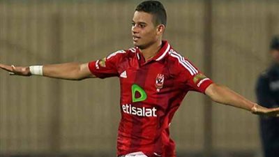 الاهلى فى انتظار نجم دفاعه لتحديد حجم اصابته
