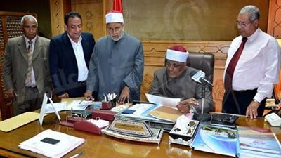 وكيل الأزهريعتمد نتيجة الدور الثاني لشهادات البعوث الإسلامية والثانوية..الأسبوع المقبل