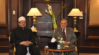 محلب يعتمد إقامة مؤتمر المجلس الأعلى للشئون الإسلامية بمدينة الأقصر
