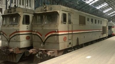 قطارات محطة مصر تستأنف حركتها بعد إزالة آثار التصادم