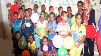 بعثة النشاط الإجتماعى بجامعة عين شمس يزور دار الرحمة