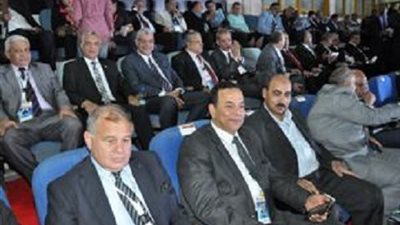 رئيس جامعة المنوفية يزور وفد الجامعة المشارك بأسبوع شباب الجامعات العاشر
