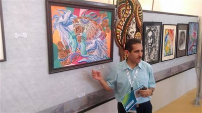 افتتاح معرض الفنون التشكيلية بأسبوع شباب الجامعات العاشر
