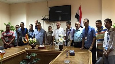 رئيس جامعة سوهاج يستقبل فريق الجودة بكلية التجارة تجارة
