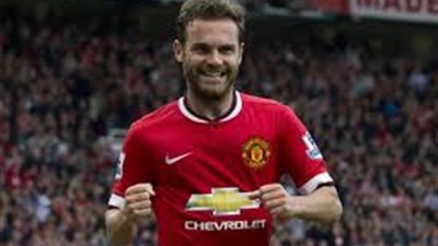 مانشيستر يونايتد ينجو من فخ فولفسبورغ ويشعل المجموعة الثانية