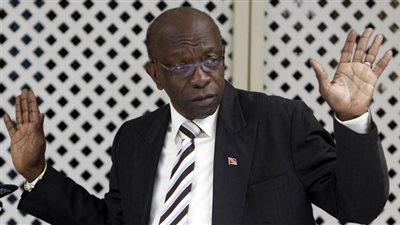 أول ضحايا فساد الفيفا .. جاك وارنر