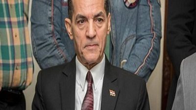 رئيس جامعة الأزهر يكشر عن أنيابة: 