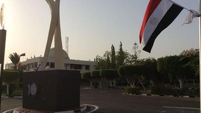 جامعة القناة تفجر مفاجأة بسبب الدعاية الانتخابية