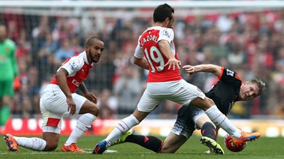 ارسنال يكتسح مانشيستر يونايتد بثلاثية
