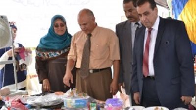 افتتاح معرض الاسر المنتجة ببيطري القناة
