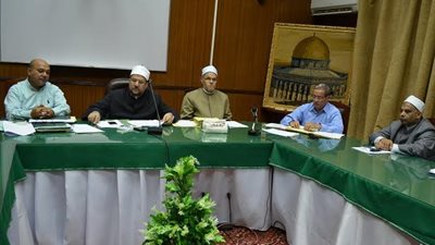 إنشاء أكاديمية الأوقاف العالمية لتدريب الأئمة والدعاة وإعداد المدربين
