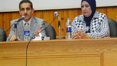 نائب رئيس جامعة قناة السويس يستعرض خطة عمل العام الدراسي الجديد
