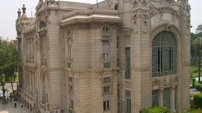 حفظ بلاغ يتهم 3 أساتذة بجامعة عين شمس بالتزوير