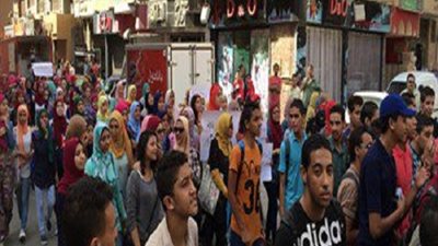 مظاهرات طلاب الثانوية العامة تجتاح السويس رافضا لقرار 