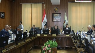 مجلس جامعة بنى سويف يوصي بصرف المرحلة الثانية والثالثة بزيادة مرتبات أعضاء هيئة التدريس