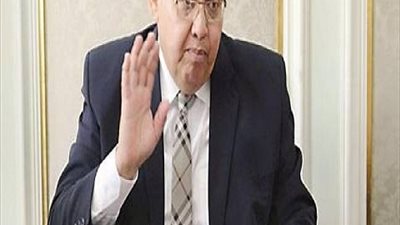 وزير التعليم العالى: مشكلة خصم الأجور 