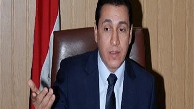 محافظ الشرقية يطيح بمدير إدارة تعليمية بسبب انتشار المقاهي حول المدارس وانتشار الدروس الخصوصية