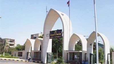 جامعة أسيوط تحصد جائزتا أكاديمية البحث العلمى فى العلوم الطبية وإدارة المعرفة