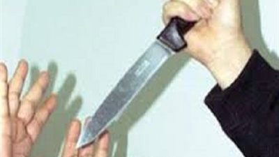 مدير مدرسة بالاسكندرية يطارد المعلمين بسكين لخلافات مادية معهم..