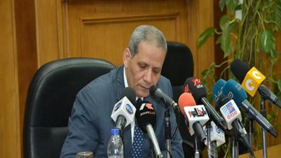 الهلالي تعليقا علي مشاهدة الافلام الأباحية بالمدارس : 