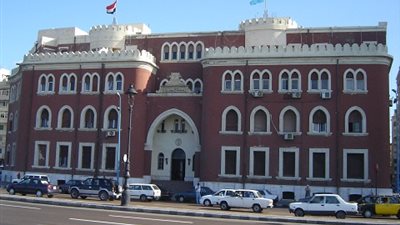 رئيس جامعة الاسكندرية: التعليم المفتوح نظام عالمى.. ويتيح فرصا لبعض فئات المجتمع