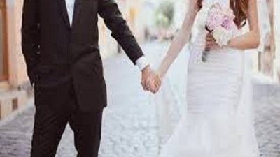 بالفيديو| شاهد ماذا حدث لعريس يستعرض ليلة زفافه أمام عروسه