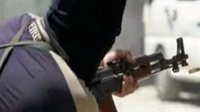 سطو مسلح على محل مجوهرات.. وضبط 4 وهروب 3