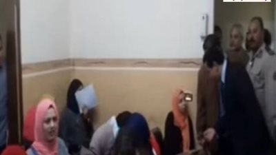 بالفيديو.. محافظ الشرقية: المعلم بقي 