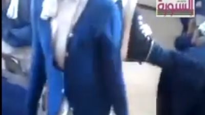 فضيحة بالفيديو| طالبه بمدرسة حكومية في وصلة رقص ساخنة داخل الفصل ..فينك  ياوزير