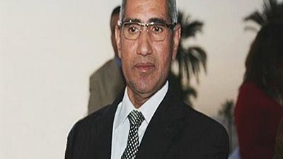 فرص وظيفية ومنح تدريبية لشباب الخريجين.. فى الملتقى الثانى لجامعة جنوب الوادى