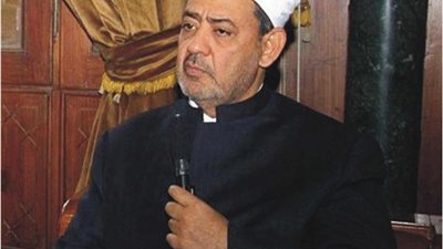 اليوم.. الطيب يناقش إعادة طالب الثانوية السنة الدراسية في المواد التي رسب فيها فقط