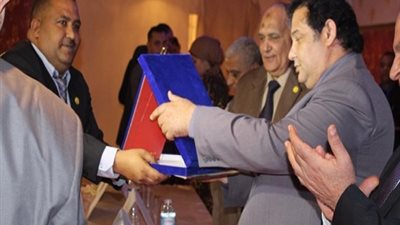 الزناتي: النقابة حريصة علي رعاية المعلم كأحد أضلاع المثلث التربوي