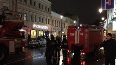 بالصور| الإرهاب يضرب قلب موسكو.. انفجار عبوة ناسفة في موقف لباصات النقل العام يسفرعن سقوط جرحي