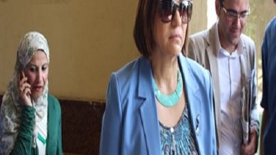 معرض خيرى للملابس بآداب عين شمس