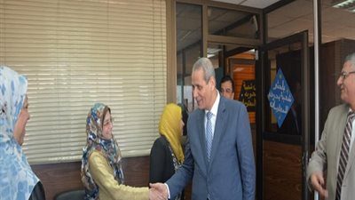 بالصور| الهلالى يتفقد مركزي  البحوث التربوية و تطوير المناهج