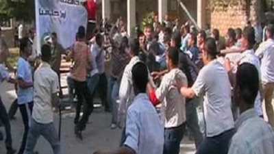 بلطجة.. زوجة مدير مدرسة تعتدى بالضرب على مدرس اثناء تأدية وظيفته بالدقهلية