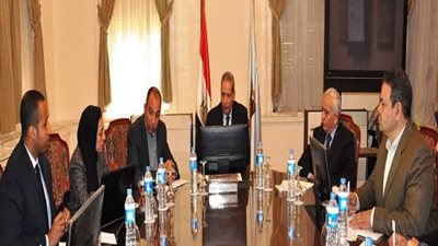 الهلالى يعرض مباردة 