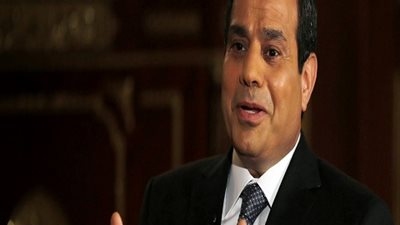 السيسي يصدر قرارا جمهوريا بتطبيق قانون الحوافز على الصيادلة بالمستشفيات الجامعية والإدارات الطبية