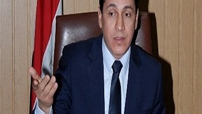 خصم 3 أيام لــ 5 مدرسين تركوا العمل أثناء زيارة محافظ الشرقية المفاجئة لمدرسة بحر البقر