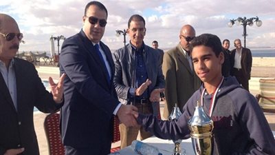 بالصور| محافظ الفيوم يشهد توزيع جوائز الفائزين بكأس مصر للشراع