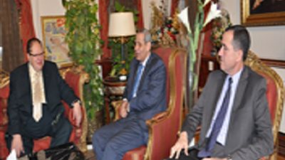 الهلالى يناقش مسابقة إعداد وتأليف المناهج التعليمية