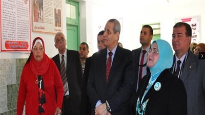 الهلالي: تشكيل لجنة قومية من أساتذة متخصصين لتطوير المناهج