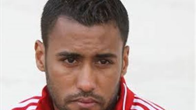 حقيقة حصول حسام عاشور على إنذارين فى مباراة الانتاج