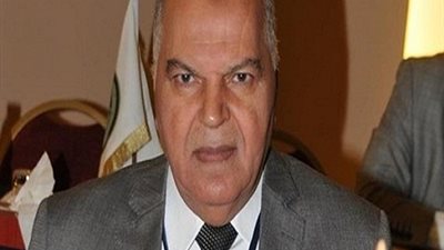 المهن التعليمية: مندوب نقابى بكافة مدارس الجمهورية