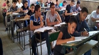 التعليم تكشف حقيقة وجود أخطاء في امتحان مادة الرياضيات بمحافظتى الإسكندرية والغربية