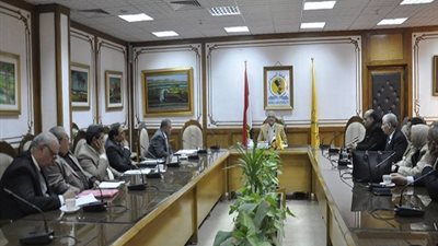 بالصور| رئيس جامعة المنيا: تسخير كافة الامكانات المادية والبشرية لاستضافة أسبوع شباب الجامعات