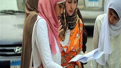 شكوي من صعوبة امتحان اللغة الانجليزية في امتجانات الشهادة الاعدادية بالإسماعيلية