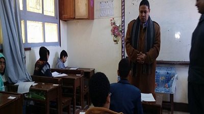 تعليم دمياط : تحويل بعض الملاحظين للتحقيق بمجمع مدارس فارسكور