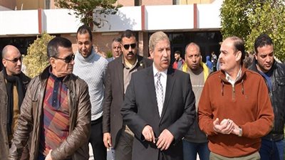 محافظ الإسماعيلية يتفقد الخدمات الطبية و العلاجية بالمستشفى الجامعي